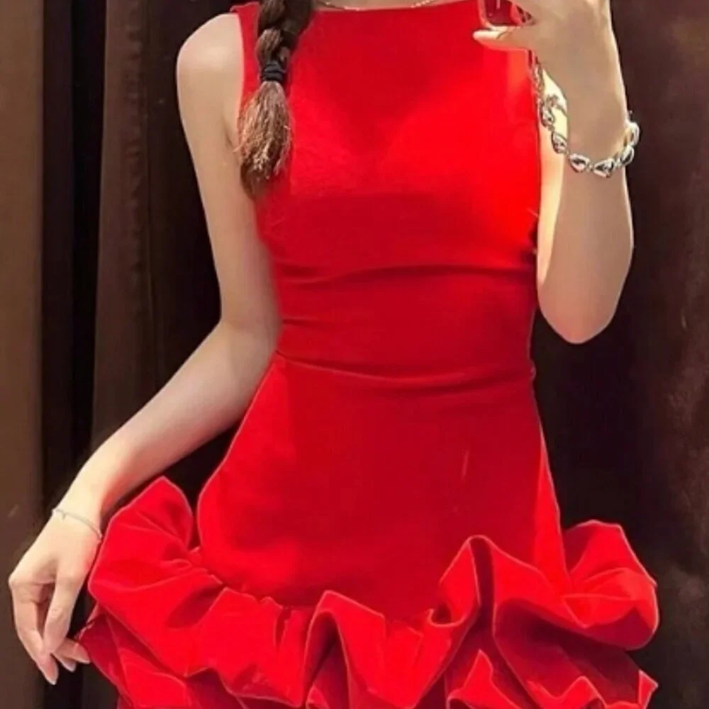 Red Women's Sexy Pleated Mini Dress